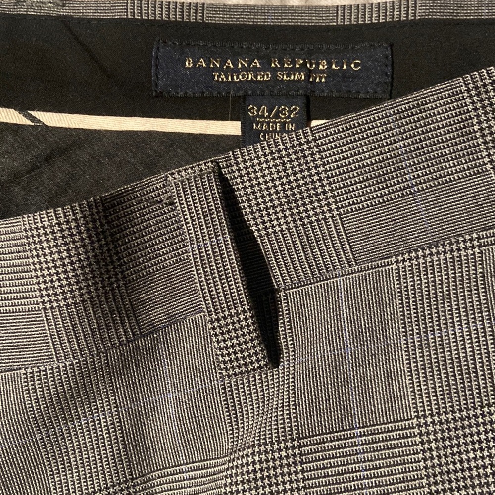 Banana Republic mens trousers, grey pant with blue and black plaid fabric